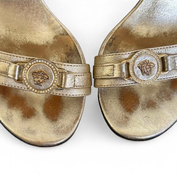 Authentic y2k 2000's vtg. Gold Logo Versace Strappy heels size‎ 6/36. - Picture 5 of 7